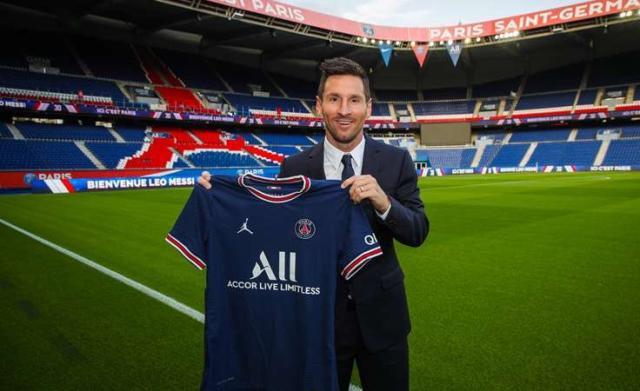 体育平台-梅西巴黎生涯回顾：两年夺得3冠军，停赛风波致离队