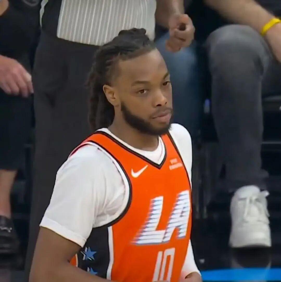 开云体育app下载-3分钟4失误！哈登替身首秀闹麻了…