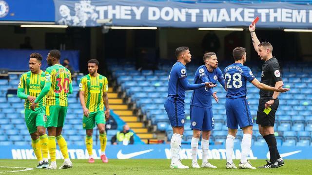 开云体育app下载-乱世出乱象：经历惨败是如何成为豪门“标配”的？